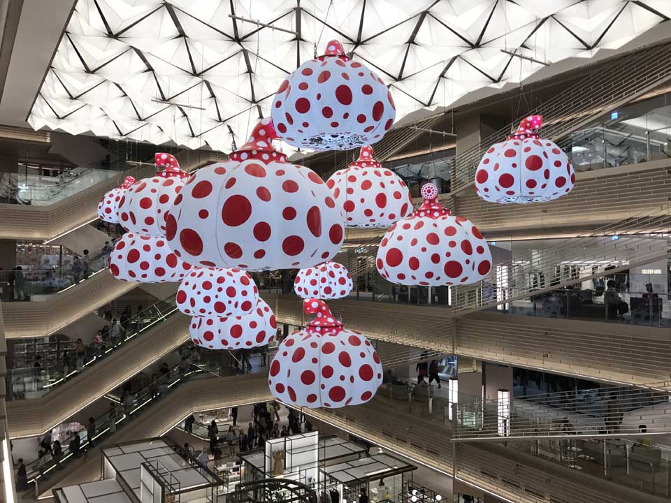 Ginza Gsix Yayoi Kusama
