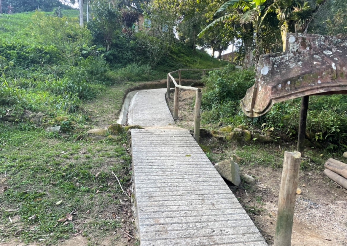 trilha praia vermelha castelhanos ilhabela