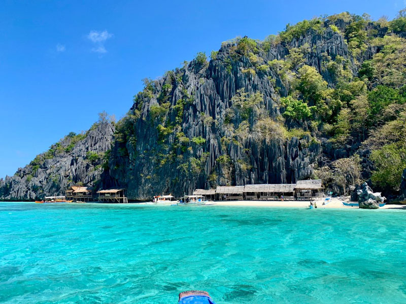 Banul Beach Coron