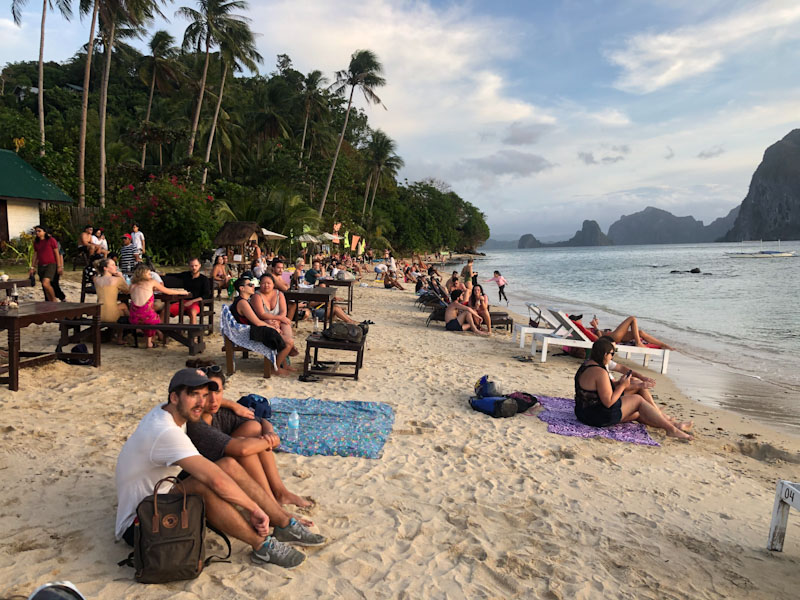 Las Cabanas Beach El Nido