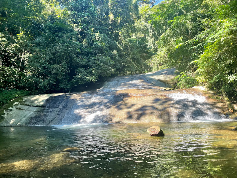 Poço Jequitiba trilha agua branca ilhabela