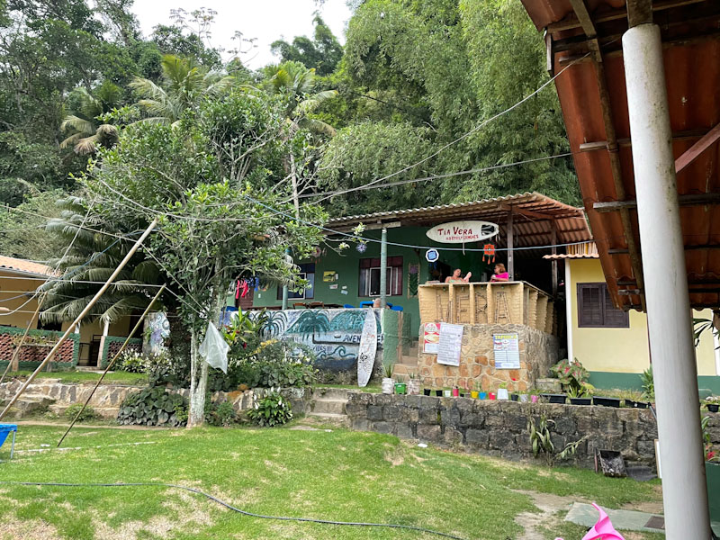 hostel tia vera praia de aventureiro ilha grande