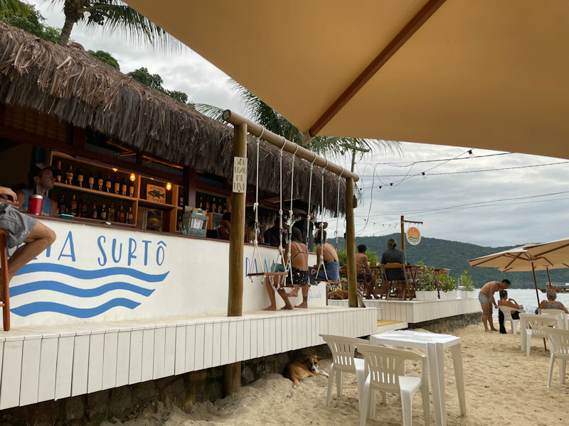 Julia Surto Ilha Grande