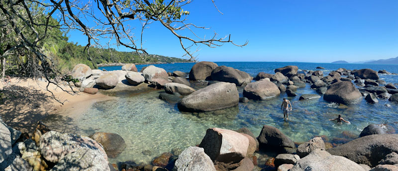 praia das conchas ilhabela