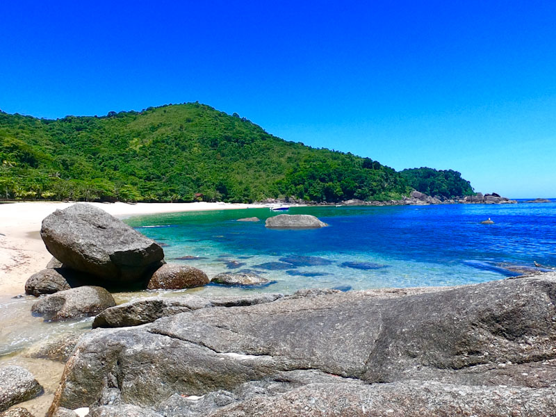 Praia de Indaiauba Ilhabela